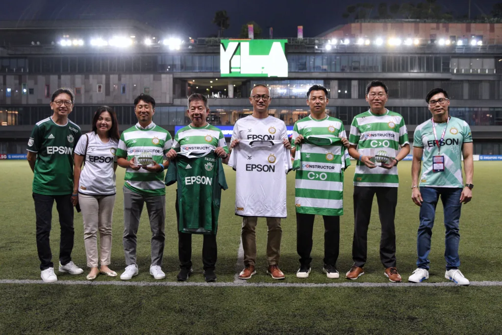 Gutsy Eagles hold White Swans to 2-2 draw